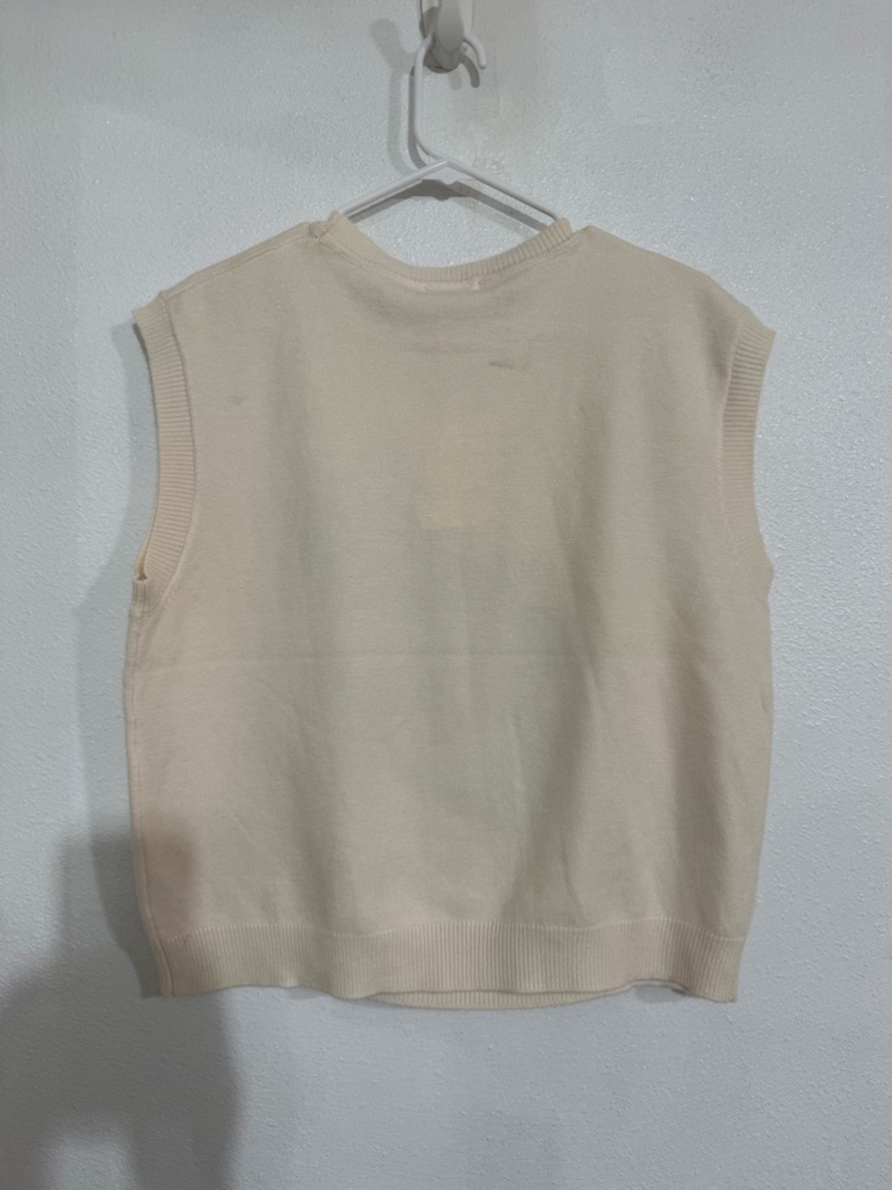 Olivia Grey Lemon print, top knit sz L cream - Picture 8 of 9